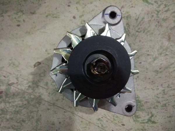 DC ALTERNATOR / Make : LUCAS TVS / Volt : 12 V / A115 36 / Weight : 4060 Grams