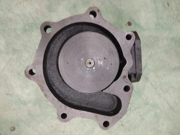 WATER PUMP ASSEMBLY