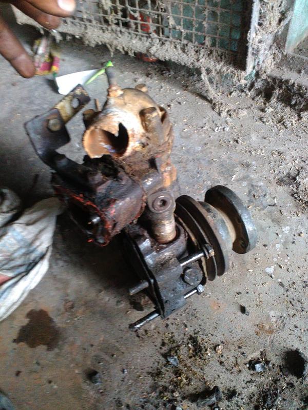 WATER PUMP ASSEMBLY