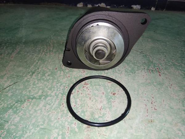 WATER PUMP ASSEMBLY CUMMINS 6BT -3.9/5.9 SERIES REPLACEMENT PARTS / Make : Cummins / Model : 6BT -3.9 / 5.9 series / Original Equipments Reference Part No: 3802358 / 4723690 / 3802004 / 4429404 / 3913432 / ASSEMBLY CUMMINS WATER PUMP / SIZE : L X B X H = 13cm x 14cm x 16cm / Weight : 2620 Grams / Price : Rs.3,602