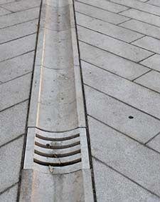 Water drain systems, also known as drainage systems, are designed to manage the flow of water and prevent the accumulation of excess water in various settings. These systems are crucial for preventing water damage, erosion, and maintaining the integrity of structures and landscapes.