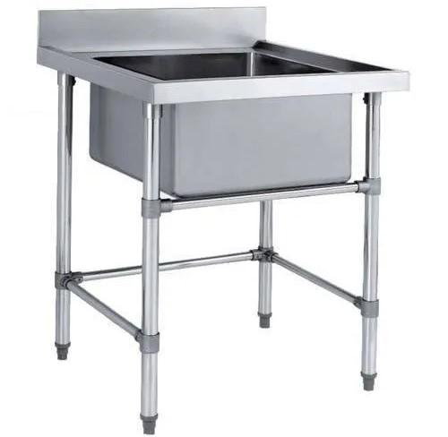 We are involved in offering Commercial Kitchen Equipments. We offer this product with the help of our team of skilled professionals and by using latest machines.We customize our Kitchen Equipment according to the space availability in the kitchen.Our products are in compliance with the international standards.Additional Information:Delivery Time: 15 daysPackaging Details: bobble packing