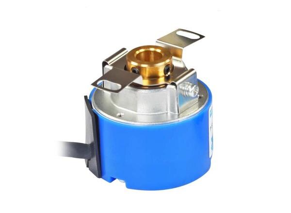  Hollow shaft type encoder ● Compact Size ● High reliability ● Line Driver with 5V supply ● 6mm hollow shaft ● 35mm Outer diameterProduct categoryRotary Encoderssub-categoryIncremental EncodersPartner nameTamagawaSeries nameOIH35AttributesEncoder TypeIncrementalShaft TypeHollow shaftOuter Diamater35 mmInput Voltage5 VDCPPR1000Output FormLine Driver