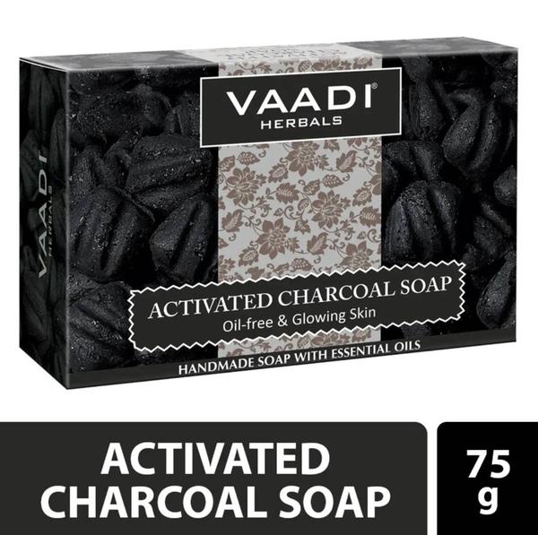 Defeat oily skin and the problems that come with it using the Vaadi Herbals Activated Charcoal Handmade Soap (75g). This oil-control soap shrinks pores and regulates oil production to reduce the occurrence of acne. The nourishing properties of shea butter and honey cleanse the skin while moisturizing it, taking this Vaadi Herbals soap to another level.Key Features & Benefits:Formulated with activated charcoal and shea butter to cleanse and remove excess oil while maintaining skin hydrationDetoxifying soap to exfoliate the skin and reduce chances of acneYlang ylang fragrance has a soothing and relaxing effect100% organic soap for all skin types to use safelyKey Ingredients:Charcoal: Cleanses and shrinks poresShea butter: Nourishes skin and retains moistureHoney: Clears the skin and retains moistureCoconut oil: Hydrates and protects skinYlang ylang oil: Soothes and reduces stressHow to Use: Wet your body. Apply the soap gently to lather. Rinse off well after use.All Ingredients:Activated Charcoal Powder, Shea Butter (Butyrospermum Parkii), Coconut Oil Derivative (Cocos Nucifera), Organic Honey (Mel Extract), Yang Yang Oil, Dm Water (Aqua)