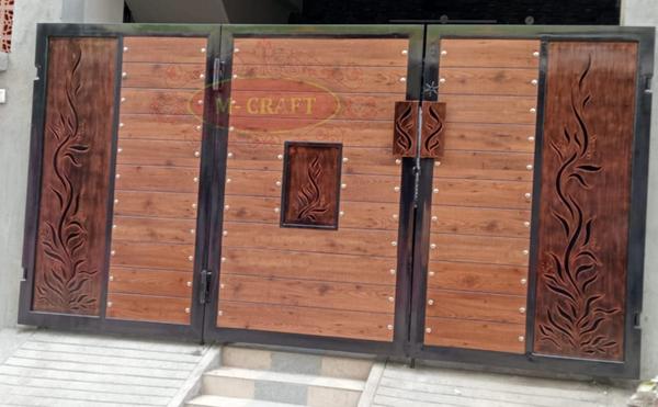 M-CRAFTHPL FOLDABLE MAIN GATE WITH MS-HOT DIP GALVANIZATION AND MRF PU PAINT FINISHING.