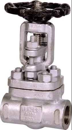 Leader forged steel globe valve Socket Weld offers renewable seat by default with rising stem and hand wheel. It blocks the flow of pipeline through the rotation and lifting of hand wheel as well as stem to drive the lift of disc. There is no relative friction between disc and body sealing surface. The globe valves have the features of long service life for opening and closing, it can be used as a shut-off valve for small-size pipelines.