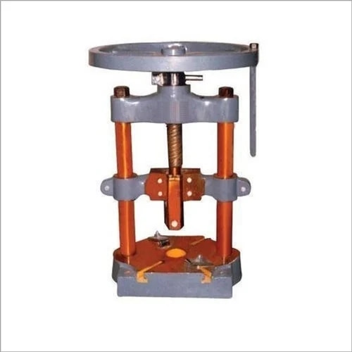 Raw Material	PaperMaterial	MSVoltage	240Production Capacity	8000 pcsBrand	Kamal EngineeringPaper plate making machine , this machine is manual press by hands known for nashta plate and wrinkle plates.also hand press paper plate making machine use for donaanufacturing