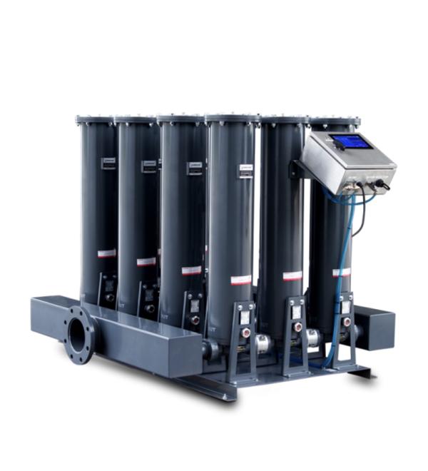 A marina wishes to supply fuel free of impurities to the yachts they supply.The customer states that the fuel contains a lot of solid impurities and water.The injection systems of the yachts are very sensitive and the marina owner wants to be 100 % sure that they are supplying fuel that is compatible with the injection systems of the yachts they supplies. In short, to remove impurities and water from the fuel.Solution provided:A filter with a capacity of 2,000 litres is installed.The capacity of the filter is greater than the flow rate at which it is supplied, as this increases filtration efficiency.Filtration is carried out in three stages: 15 microns + 5 microns + 2 microns with efficiency beta 1,000.With this filtration equipment we will eliminate 99.99 % of impurities larger than 2 microns.To check the quality of the fuel, an optical particle counter is installed. With the counter we can obtain the ISO code and the number of impurities of each size (with an accuracy of ±20 %) present in the fuel, before and after filtration.