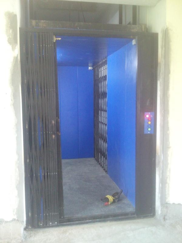 Industrial Goods Lift Manufacturers in VelloreSUMA is the pioneer manufacturer of Industrial Goods Lift in Vellore since 2017 and has over 1,700 Industrial Goods Lift installed over 6 years for over 50 applications such as for Materials Handling of Peanuts, Rice, Wheat, Cashewnuts, Coffee, Tea, Sunflower seeds, Pulses, Lentils, Sesame Seeds, PET Flakes and all types of cereals and grains and seeds at Tamilnadu, South India.