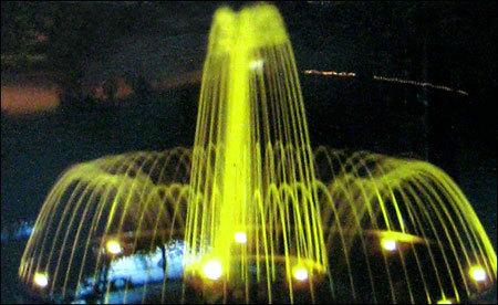 garden fountain,dubble dome fountain,dome fountain.
