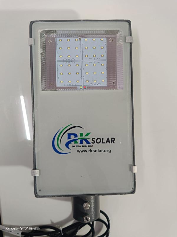 Solar Street Light 15 watt to 18 watt With 5 years of warranty