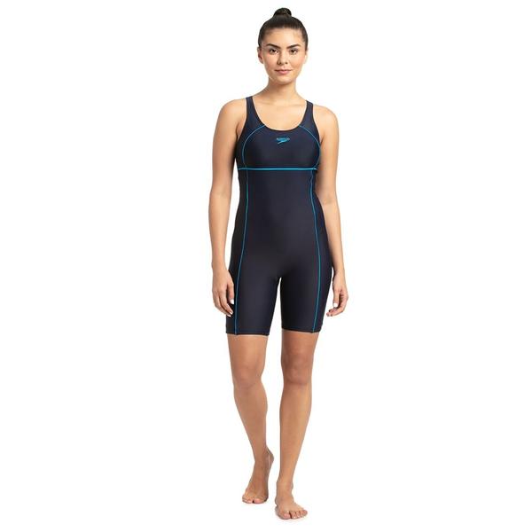Classic Racerback LegsuitThis Classic legsuit provides good leg coverage and includes removable bra pads which provides enhanced support making it a great choice for all occasions of swimming. Featuring Endurance®10 fabric which fits like new for longer.Features• Ideal for swimmers seeking greater leg coverage than a standard swimsuit.• Removable bra pad• Higher chlorine resistance than standard swimwear fabrics - fits like new for longer with CREORA® HighClo™• Shape retention - fabric stretches so you can enjoy your swim without feeling restricted• Sun protection - UPF 40+Fabric Description: Endurance®10Fabric Composition: 80% Nylon 20% Elastane (CREORA® HighClo™)