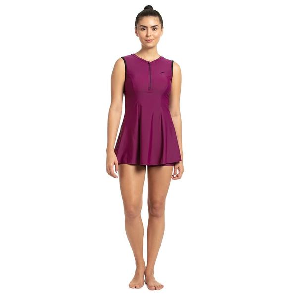 Closedback SwimdressComfortable and supportive, our all new closedback swimdress is ideal if you prefer more coverage than a standard swimdress. This style is a perfect blend of comfort, modesty and style. it comes with in-built padded bust support that helps minimize movement and offers a confident fit.Featuring Endurance®10 which is chlorine resistant and designed to last longer.Features• New closedback design for greater coverage.• Removable Bra Pads - for enhanced comfort and confidence• Higher chlorine resistance than standard swimwear fabrics - fits like new for longer with CREORA® HighClo™• Shape retention - fabric stretches so you can enjoy your swim without feeling restricted• Sun protection - UPF 40+Fabric Description: Endurance®10Fabric Composition: 80% Nylon 20% Elastane (CREORA® HighClo™)