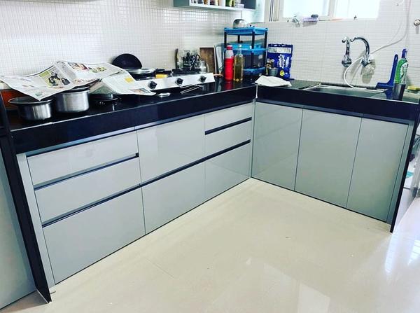 At Shree Chamunda Modular Kitchen & Home Interior, we have brought to you the largest variety of kitchen trolleys with coolest and latest designs. Kitchen trolleys can be made up of either stainless steel or wooden material. Depending upon your budget, you can select a tough and durable trolley for your kitchen.Customization is something which we take utmost care of in Shree Chamunda Modular Kitchen & Home Interior. You can mail or leave a reply about your exclusive need and we shall provide you with your own customized trolleys for your kitchens in Katraj, Pune. Get ready to give that perfect impression to your guests and flaunt your kitchen because we are there to make your dream of a great kitchen true!