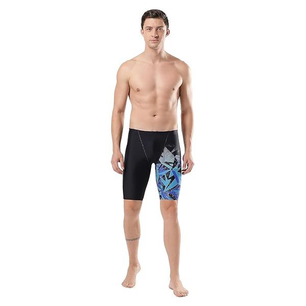 Hyperboom V Cut JammerMake a statement in Hyperboom logo prints. Celebrating the Speedo brand, our sleek-looking V-Cut Jammer showcases our iconic Boom logo in a ‘shattered’ print design with striking shades. Featuring integral support and engineered V-cut panels for enhanced comfort and security, the jammer includes a drawstring waist for a tailored fit. Designed to be durable and better for the environment,Features• Engineered V cut Panels - for added comfort and security• Drawstring Waist & Integral Support - for enhanced fit• Higher chlorine resistance - fits like new for longer with CREORA® HighClo™• Sun protection - UPF 40+Fabric Description: Endurance®10Fabric Composition: 80% Nylon 20% Elastane (CREORA® HighClo™)