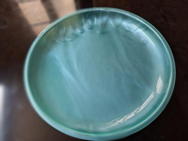 we ate the Leading Manufacturer of Metallic/Pearl English Green Sheet