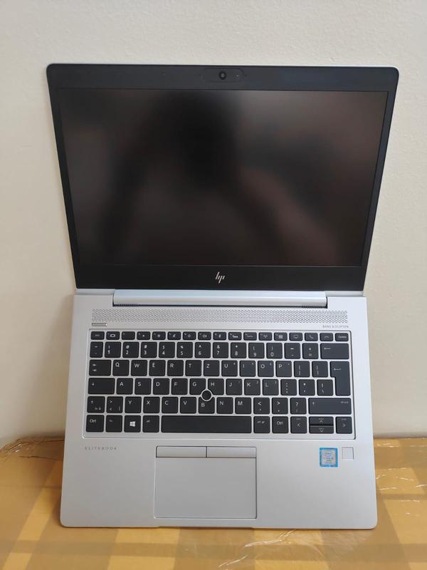 Core i7-8th Gen 16GB Ram512SSDsilver metalic body 14.1