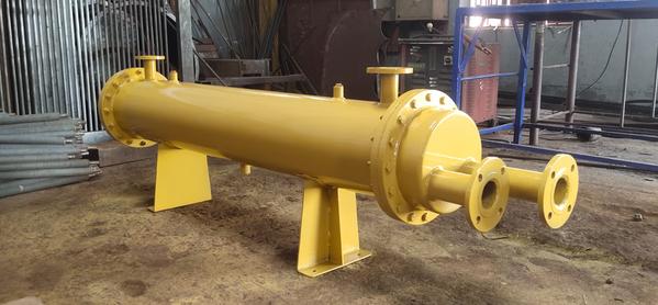 Shell and tube heat exchanger