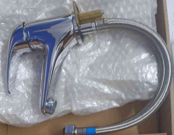 Single Lever Lavatory Faucet w/o Pop-up