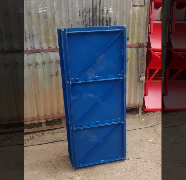 Minerva Adjustable Column Box