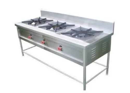 3 Burner Commercial LPG StoveNumber Of Burners: 3 BurnerColor: SilverFinishing: PolishedMaterial: Stainless SteelMaterial Grade: SS 304