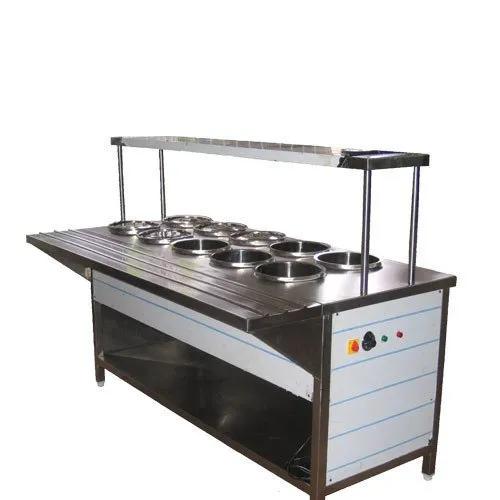 Round Shaped Bain MarieMade of SS 304 grade. Available in electrical or LPG burner.