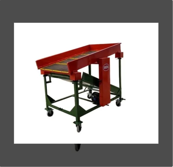 Coimbatore Vibratory Sand Siever With Break Wheels