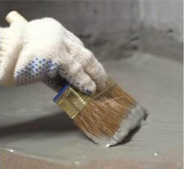 KENGARD-724 provides a monolithic, waterproof coating suitable for use in water tank reservoirs, swimming pools,  Roofs,  Lift pits, ensuring water tightness.  KENGARD Effective protects against concrete decay and provides  a long lasting barrier to waterbond and atmospheric corrosive salts and gases,  Repair and even out undulations in concrete and masonry wall and  bridges the shrinkage cracks which are static. KENGARD provides a strong, flexible  and durable coating which cannot be easily damaged or worn away.