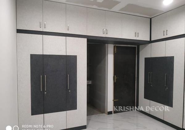 Coimbatore Wardrobe DesignCoimbatore Wardrobe Classy and trendy wardrobes transform a bedroom in addition to give ample storage facilities. Where it fits better and what should be the size is often a matter to be discussed with a designer and decide. Next is the choice of color and finish to match with the theme of the bedroom. Below are some of the samples of wardrobes we have done.