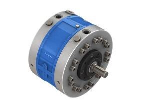Radial Piston Pump  -  12RCRadial piston arrangement, with  5 or 7 pumping elements each per pump section. External mounting type. Face mounting, Valve controlled, Fixed delivery. Bi-directional rotation of shaft. Available with extension shaft for through drive. With extension bracket assembly for coupling a low pressure pump having standard flange. (Please see datasheet for additional details).
