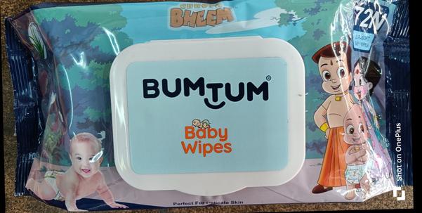 bumtum beby water wet wipes are soft and natural with no harsh chemicals and as mild to the skin as pure water ideal for cleansing face hand feet bums and tums these wipes are soft and enriched with aloe vera chomolile extract e and castor oil which protect against rashes and nourish tbe skin