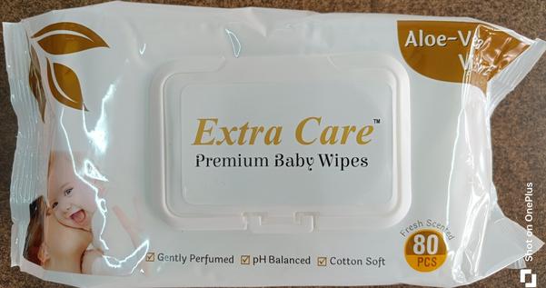 extra thick and soft for daily use wipes are untouched bye hands dermatologist tested and alcohol free extra care cleansing beby wipes