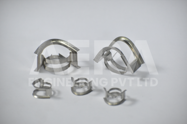 Aera Saddles equivalent to Duplex Intalox Saddles are made from Duplex stainless steel, a material known for its dual-phase microstructure comprising approximately equal parts of austenite and ferrite. This composition offers a unique combination of high strength and excellent corrosion resistance, particularly in chloride-containing environments.