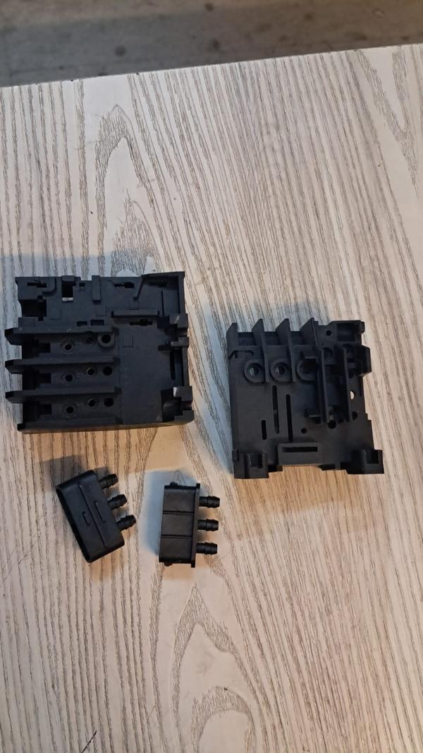 we are manufacturer of plastic, pdc,and bacolite molds