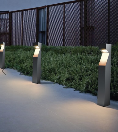 Product Description• Luminaire body made of square aluminium tube (grade 6063) with aluminium components and SS fasteners.• For optimum coordination with lighting situation,these luminaires can be supplied in two different mounting heights.• Polycarbonate optical lens.• Luminaire integrated with 12W LED.• Silicone gasket.• Mounting plate die cast aluminium double powder coat with an anchorage unit and stainless steel fixing screws.• Cable entries for through-wiring of mains supply cable.• Integral constant current power supply• CRI (Ra) : >80.• Prewired with LED driver and suitable for operating on 240V,50Hz single phase ac supply.• Ordering guide : KL-4729-CCT (Colour Temperature)• Available CCT : 2700K,4000K,5700K.