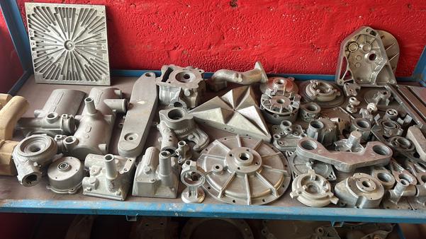 Gravity Die Casting -The Gravity Die casting shop includes Horizontal Clamping 2 in 1 GDC Machines Tiltable Gravity Die Casting Machine and Stand-alone facilities. ADGAutomation can produce casting ranging in from 50 gms to 150Kg in GDC.