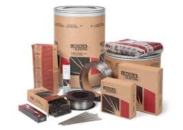 Lincoln Electric’s VRTEX® 360 virtual reality welding simulators are available in many forms to fit any scope and budget, from a compact tabletop model to a dual system with a large welding stand allowing two students to train independently using one machine. It provides a flexible, powerful, cutting-edge solution for cultivating welding talent quickly and resourcefully. The cost-effective small-sized solution offers superior graphics, which creates the most realistic and responsive welding puddle available and it convinces with accurate sounds and movements.