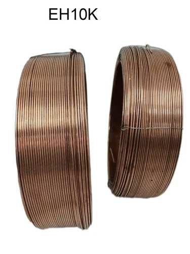 Lincoln Electric’s VRTEX® 360 virtual reality welding simulators are available in many  forms to fit any scope and budget, from a compact tabletop model to a dual system with  a large welding stand allowing two students to train independently using one machine. It provides a flexible, powerful, cutting-edge solution for cultivating welding talent quickly and resourcefully.The cost-effective small-sized solution offers superior graphics, which creates the most realistic and responsive welding puddle available and it convinces with accurate sounds and movements. 