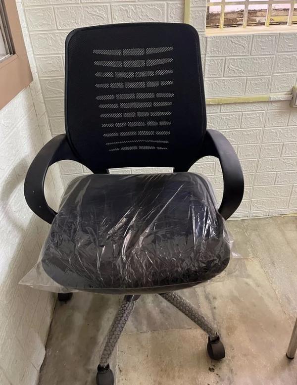 Product Name: Office Revolving Rolling ChairManufacturer: Suvi IndustriesLocation: Coimbatore, IndiaProduct Description:Suvi Industries presents its flagship Office Revolving Rolling Chair, designed to elevate comfort, productivity, and style in the workplace. Crafted with precision and innovation, this chair embodies the fusion of ergonomic design and contemporary aesthetics, catering to the dynamic needs of modern office environments.Key Features:Ergonomic Design: Engineered for optimal lumbar support and posture alignment, ensuring comfort during extended hours of sitting.Revolving Mechanism: Smooth 360-degree swivel functionality allows effortless movement, facilitating seamless collaboration and multitasking.Rolling Base: Equipped with durable caster wheels, enabling easy mobility across various floor surfaces without scratching or marking.Adjustable Height: Adjustable pneumatic height mechanism enables users to customize the chair according to their preferred seating position and desk height.Premium Materials: Constructed with high-quality materials for enhanced durability, stability, and longevity.Contemporary Aesthetics: Sleek and modern design adds a touch of sophistication to any office space, complementing diverse interior styles.Versatile Utility: Ideal for use in offices, conference rooms, meeting spaces, and home workstations, accommodating diverse professional settings.Easy Maintenance: Low-maintenance design facilitates hassle-free cleaning and upkeep, ensuring long-lasting performance.Specifications:Material: High-grade plastic, metal frame, cushioned seat and backrestColor Options: Available in a range of colors to suit individual preferences and office decor schemesWeight Capacity: Designed to support individuals of varying body types, with a maximum weight capacityManufacturer Profile:Suvi Industries, headquartered in Coimbatore, India, is renowned as one of the leading manufacturers of ergonomic seating solutions in the country. With a commitment to quality, innovation, and customer satisfaction, Suvi Industries has established itself as a trusted name in the furniture industry. Utilizing state-of-the-art technology and adhering to stringent quality standards, Suvi Industries consistently delivers products that excel in both form and function.Warranty:Backed by Suvi Industries' comprehensive warranty coverage, ensuring peace of mind and customer satisfaction.Conclusion:Experience unparalleled comfort, functionality, and style with Suvi Industries' Office Revolving Rolling Chair. Elevate your workspace with this premium seating solution, meticulously crafted to enhance productivity and well-being. Discover the perfect blend of form and function for your office environment with Suvi Industries.தயாரிப்பு பெயர்: அலுவலகம் சுழலும் ரோலிங் நாற்காலிஉற்பத்தியாளர்: சுவி இண்டஸ்ட்ரீஸ்இடம்: கோயம்புத்தூர், இந்தியாதயாரிப்பு விளக்கம்:சுவி இண்டஸ்ட்ரீஸ் அதன் முதன்மை அலுவலக சுழலும் ரோலிங் நாற்காலியை வழங்குகிறது, இது பணியிடத்தில் ஆறுதல், உற்பத்தித்திறன் மற்றும் பாணியை உயர்த்த வடிவமைக்கப்பட்டுள்ளது. துல்லியம் மற்றும் புதுமையுடன் வடிவமைக்கப்பட்ட இந்த நாற்காலி பணிச்சூழலியல் வடிவமைப்பு மற்றும் சமகால அழகியல் ஆகியவற்றின் இணைவை உள்ளடக்கியது, இது நவீன அலுவலக சூழல்களின் மாறும் தேவைகளைப் பூர்த்தி செய்கிறது.முக்கிய அம்சங்கள்:பணிச்சூழலியல் வடிவமைப்பு: உகந்த இடுப்பு ஆதரவு மற்றும் தோரணை சீரமைப்புக்காக வடிவமைக்கப்பட்டுள்ளது, நீண்ட நேரம் உட்கார்ந்திருக்கும் போது வசதியை உறுதி செய்கிறது.சுழலும் பொறிமுறை: மென்மையான 360-டிகிரி சுழல் செயல்பாடு சிரமமற்ற இயக்கத்தை அனுமதிக்கிறது, தடையற்ற ஒத்துழைப்பு மற்றும் பல்பணியை எளிதாக்குகிறது.ரோலிங் பேஸ்: நீடித்த காஸ்டர் சக்கரங்கள் பொருத்தப்பட்ட, கீறல் அல்லது குறிக்காமல் பல்வேறு தரை பரப்புகளில் எளிதாக இயக்கத்தை செயல்படுத்துகிறது.சரிசெய்யக்கூடிய உயரம்: அனுசரிப்பு நியூமேடிக் உயரம் பொறிமுறையானது பயனர்கள் தங்கள் விருப்பமான இருக்கை நிலை மற்றும் மேசை உயரத்திற்கு ஏற்ப நாற்காலியைத் தனிப்பயனாக்க உதவுகிறது.பிரீமியம் பொருட்கள்: மேம்பட்ட ஆயுள், நிலைப்புத்தன்மை மற்றும் நீண்ட ஆயுளுக்காக உயர்தர பொருட்களால் கட்டப்பட்டது.தற்கால அழகியல்: நேர்த்தியான மற்றும் நவீன வடிவமைப்பு எந்த அலுவலக இடத்திற்கும் அதிநவீனத்தை சேர்க்கிறது, பல்வேறு உள்துறை பாணிகளை பூர்த்தி செய்கிறது.பல்துறை பயன்பாடு: அலுவலகங்கள், மாநாட்டு அறைகள், சந்திப்பு இடங்கள் மற்றும் வீட்டுப் பணிநிலையங்களில் பயன்படுத்துவதற்கு ஏற்றது, பல்வேறு தொழில்முறை அமைப்புகளுக்கு இடமளிக்கிறது.எளிதான பராமரிப்பு: குறைந்த பராமரிப்பு வடிவமைப்பு தொந்தரவு இல்லாத சுத்தம் மற்றும் பராமரிப்பை எளிதாக்குகிறது, நீண்ட கால செயல்திறனை உறுதி செய்கிறது.விவரக்குறிப்புகள்:பொருள்: உயர்தர பிளாஸ்டிக், உலோக சட்டகம், குஷன் இருக்கை மற்றும் பின்புறம்வண்ண விருப்பங்கள்: தனிப்பட்ட விருப்பங்கள் மற்றும் அலுவலக அலங்காரத் திட்டங்களுக்கு ஏற்ற வண்ணங்களின் வரம்பில் கிடைக்கும்.