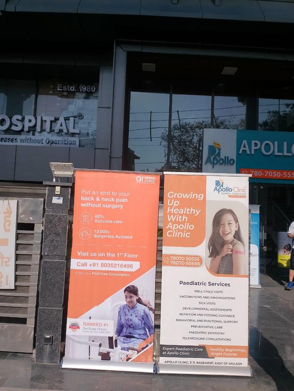 Uses of Roll Up Standee is Easy to Carry and maintaince free Product for a outdoor and indoor Promotion Activity