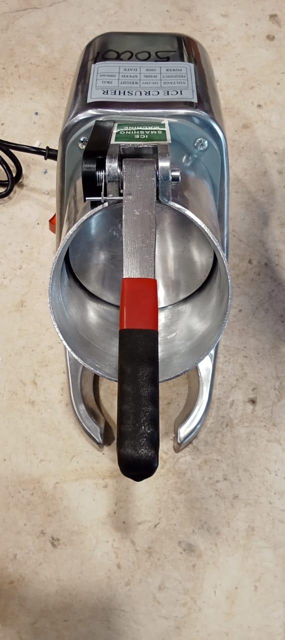 We deal in Ice Crusher Machine Metal body Double Blade at a very reasonable price and stock ready