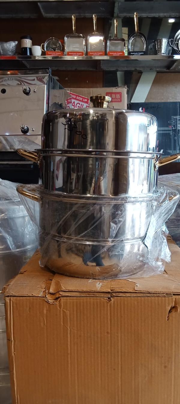 We deal in SS Momos Steamer 3 layers at a very reasonable price.