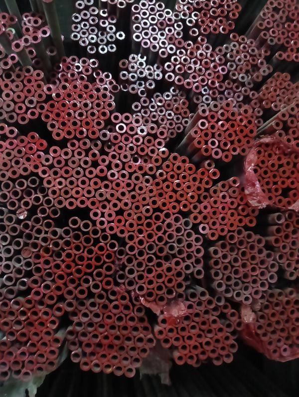 size : 6mm OD X 1 mm thk grade : 316 length : 6 MTR long quantity : full stock 