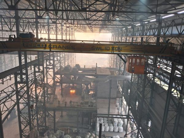 1) The structural parts of the Overhead Bridge Cranes are designed and manufactured.2) These types of Double Girder EOT Cranes are used for heavier loads and longer spans.3) These EOT Cranes are widely used in various applications like transporters, trenches, erection of bulky equipment, shifting of heavy loads, mine quarries, heavy fabrication units and others.4) They offer the advantages of low headroom as the hook can be lifted up between the girders.5) All components are carefully selected for 'Crane duty' applications.