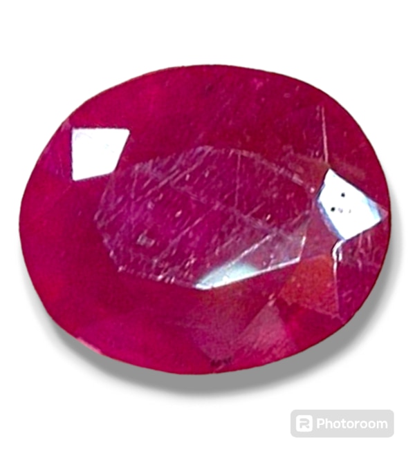 Natural bangkok Ruby, Size 4.00 Caret