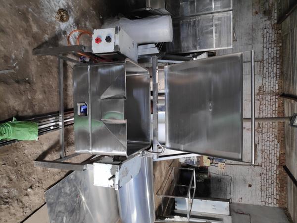 We deals in Tilting Frying pan