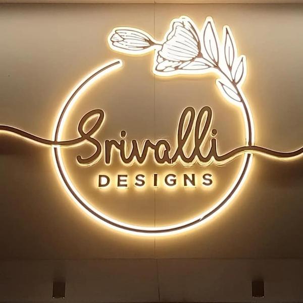 Acrylic mirror gold signboards have become increasingly popular in recent years due to their durability, versatility, and aesthetic appeal. According to a survey conducted by the International Sign Association, nearly 70% of consumers believe that a business’s signage reflects the quality of its products or services. With this in mind, it is crucial for businesses to invest in high-quality signage that not only communicates their brand message but also creates a memorable impression on customers.