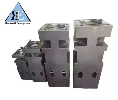 Hydraulic Rock Breaker Front Head Brand ImportedUsage/Application Rock BreakerType HydraulicMaterial SteelPackaging Type WoodenSuitable Carrier Weight AnyCompatible To AllOil Flow 150Applicable carrier BreakerChisel Dia AnyRock breaker Front Head available for all type of rock breaker like Fine 23, Fine 6, Fine 10, HM380, SB 40, SB43, SB50, SB81, Saga series, Daemo Breakers, Indus, Atlas copco Breaker, etc.