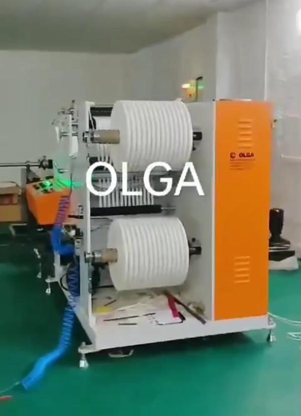 Fully automatic as well as semi automatic machines are available.It comes with air shaft, magnetic powder bracke, wave control system Slitting capacity is from 300 mm, 450 mm, 650 mm, 1000 mm.slitting size 5 mm to 500 mm