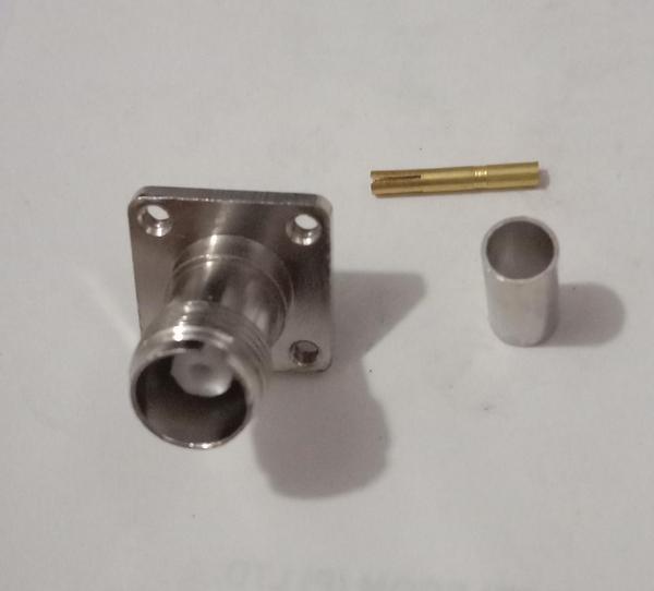 TNC F 4 HOLE LMR 200 CRIMP
